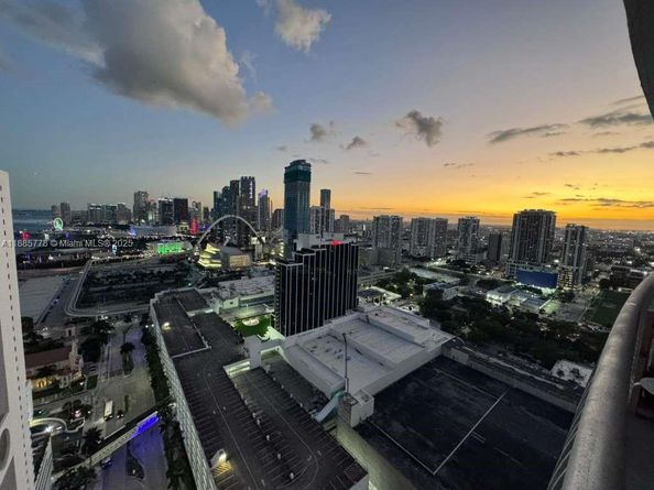 1750 N Bayshore Dr 3708, Miami FL 33132