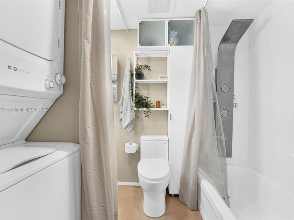 1750 N Bayshore Dr 3708, Miami FL 33132