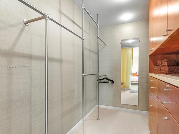 19667 Turnberry Way 27K, Aventura FL 33180