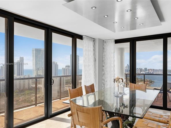 19667 Turnberry Way 27K, Aventura FL 33180