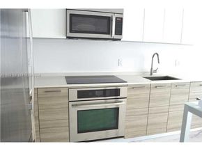 1300 Brickell Bay Dr 3302, Miami FL 33131