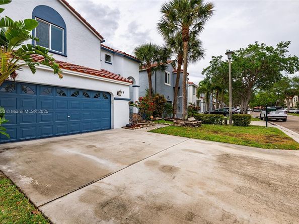 216 NW 118th Dr, Coral Springs FL 33071
