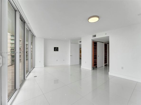 6620 Indian Creek Dr PH711, Miami Beach FL 33141
