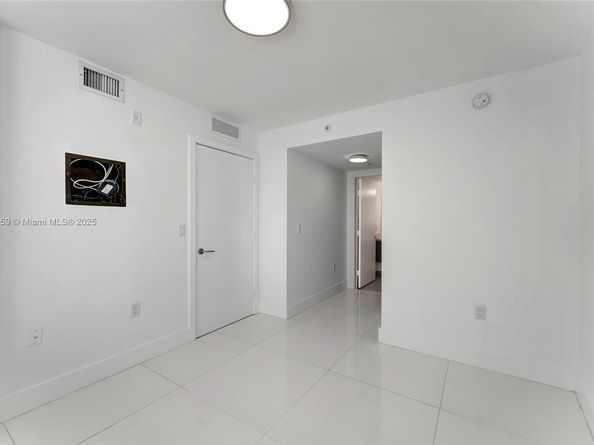 6620 Indian Creek Dr PH711, Miami Beach FL 33141