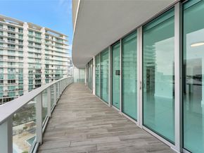 6620 Indian Creek Dr PH711, Miami Beach FL 33141