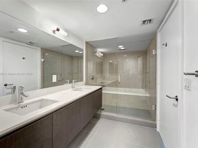 6620 Indian Creek Dr PH711, Miami Beach FL 33141