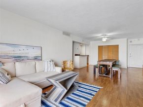 10350 W Bay Harbor Dr 4V, Bay Harbor Islands FL 33154