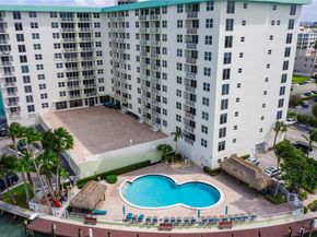 10350 W Bay Harbor Dr 4V, Bay Harbor Islands FL 33154