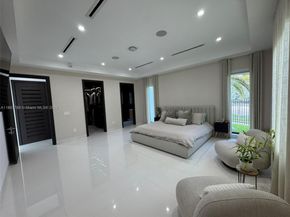 10960 SW 42nd Ter, Miami FL 33165