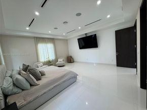 10960 SW 42nd Ter, Miami FL 33165