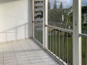 2855 Leonard Dr H404, Aventura FL 33160