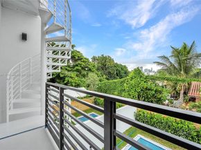 1235 SW 13TH Ave 1235, Miami FL 33135