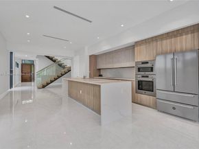 1235 SW 13TH Ave 1235, Miami FL 33135