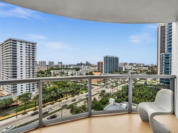 17315 Collins Ave 1106, Sunny Isles Beach FL 33160