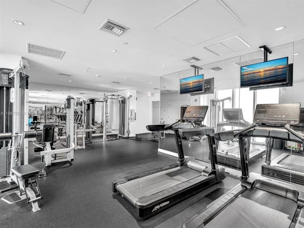 17315 Collins Ave 1106, Sunny Isles Beach FL 33160
