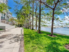1871 NW S River Dr 1407, Miami FL 33125