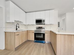 1385 NW 28th St, Miami FL 33142