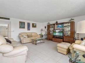 20401 NE 30th Ave 4168, Aventura FL 33180