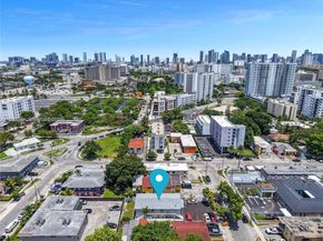 1621 NW 16th St, Miami FL 33125