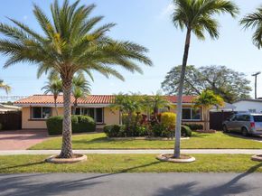 1901 SW 90th Ave, Miami FL 33165