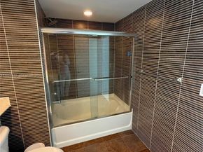 325 S Biscayne Blvd 621, Miami FL 33131