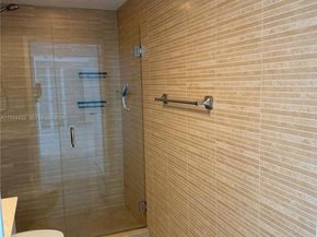 325 S Biscayne Blvd 621, Miami FL 33131