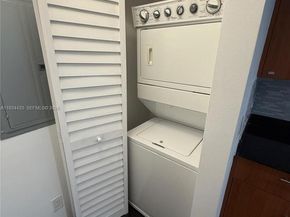 325 S Biscayne Blvd 621, Miami FL 33131