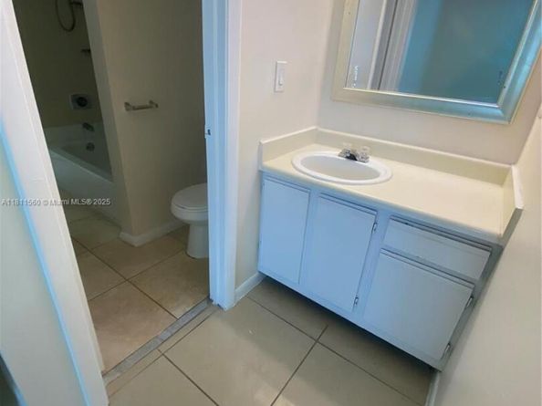 1247 SW 46th Ave 1303, Pompano Beach FL 33069