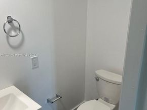 14801 Lincoln Blvd, Miami FL 33176