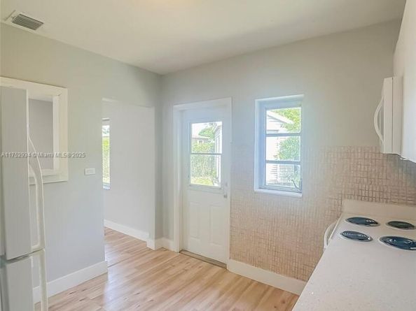 14801 Lincoln Blvd, Miami FL 33176