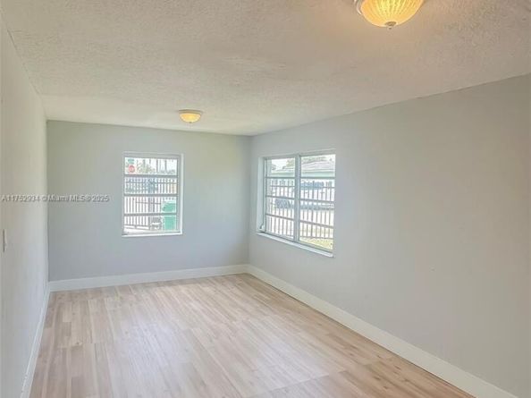 14801 Lincoln Blvd, Miami FL 33176