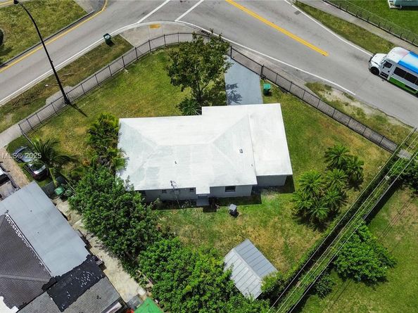 14801 Lincoln Blvd, Miami FL 33176