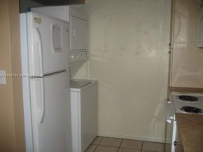 15328 SW 72 St 814, Miami FL 33193