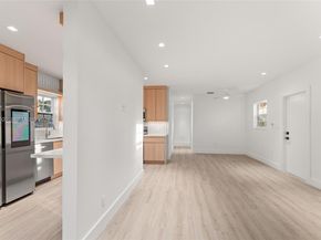 1880 NE 180th St, North Miami Beach FL 33162