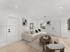 1880 NE 180th St, North Miami Beach FL 33162