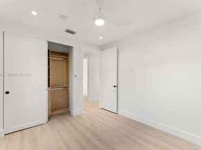 1880 NE 180th St, North Miami Beach FL 33162