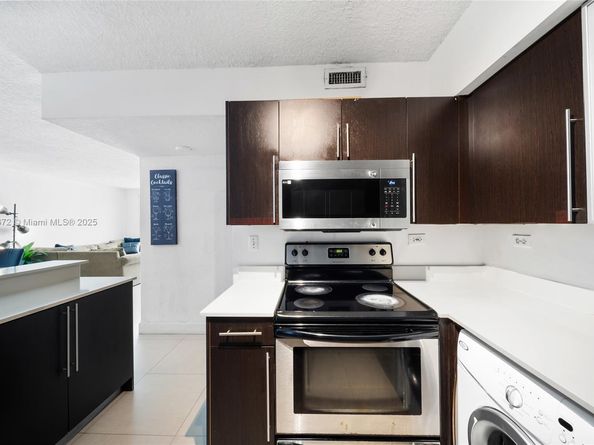 1500 Bay Rd 1228S, Miami Beach FL 33139