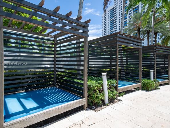 1500 Bay Rd 1228S, Miami Beach FL 33139