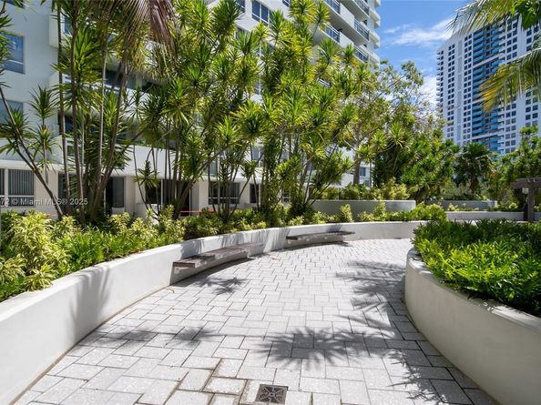 1500 Bay Rd 1228S, Miami Beach FL 33139