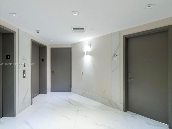 400 Alton Rd 1104, Miami Beach FL 33139
