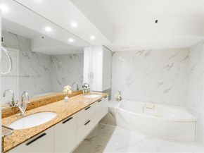 400 Alton Rd 1104, Miami Beach FL 33139