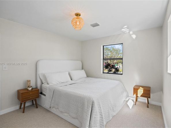 7600 SW 164th St, Palmetto Bay FL 33157