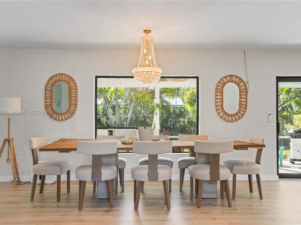 7600 SW 164th St, Palmetto Bay FL 33157