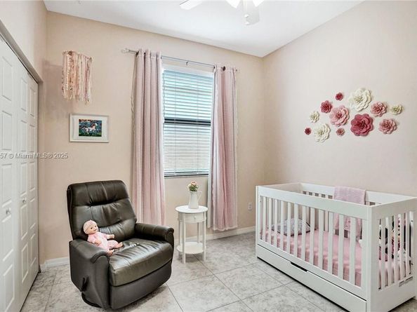 678 NE 191st Ter, Miami FL 33179