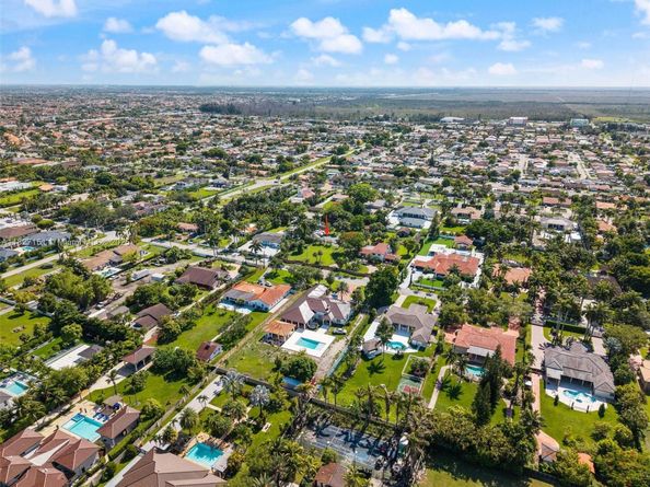 310 NW 130th Ave, Miami FL 33182