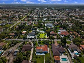 310 NW 130th Ave, Miami FL 33182