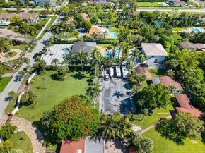 310 NW 130th Ave, Miami FL 33182