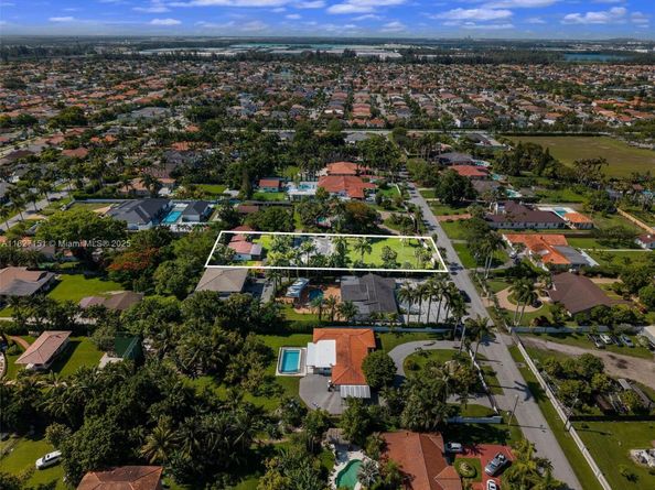 310 NW 130th Ave, Miami FL 33182
