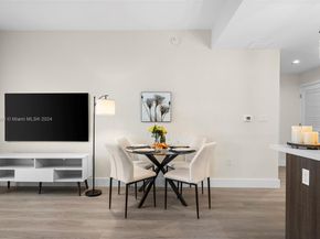 1938 Jackson St 306, Hollywood FL 33020