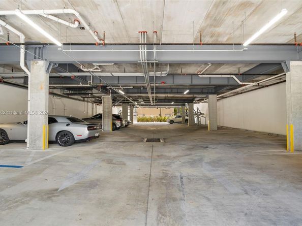 1938 Jackson St 306, Hollywood FL 33020